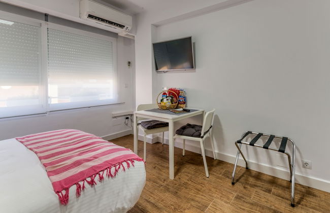 Holidays2Malaga Malagueta Apartments - Photo 26