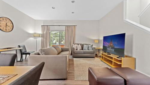 4 BR Hot Tub Cozy Decor @ Regal Oaks RO2761N - Foto 2