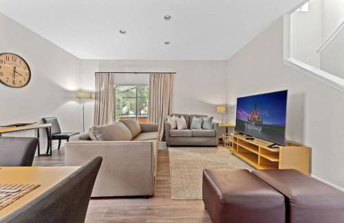 4 BR Hot Tub Cozy Decor @ Regal Oaks RO2761N - Foto 2