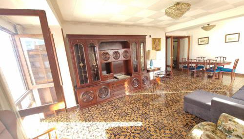 Large Family Flat with Lift - Perfect for Long-Term Stays - Foto 3