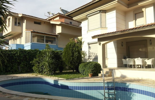 Villa with Private Pool in Icmeler - Photo 19