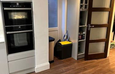 Lovely 3 bedroom house in Borehamwood . - Foto 16