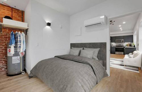 Modern Apartment with Pool Table! Pet-friendly! - Foto 11