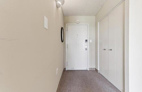 Legacy at Imperial Village 1104 I 1 Bed 1 Bath - Foto 16