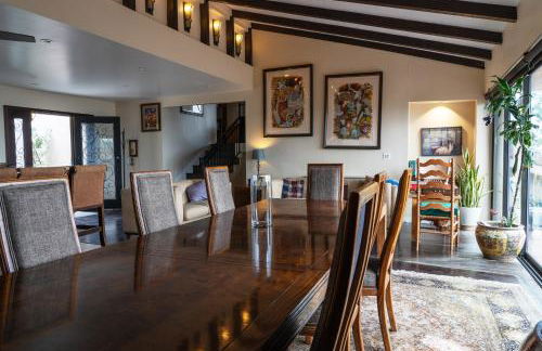 Stunning Home & Spectacular View - Photo 13