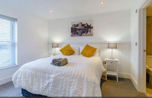 Tenby Heights, 5 en-suites, Parking & Garden - Photo 21