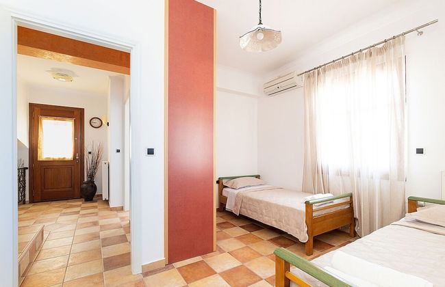 Villa Billia Cheerful 4 Bedroom Home w Ocean View - Foto 11