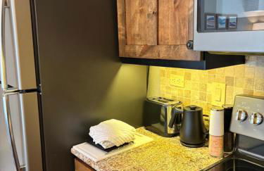 NEW! Marriott Slope View Ski in Ski out Luxury Studio Sleeps 4 Full kitchen, Amenities & Fee Parking - Foto 23