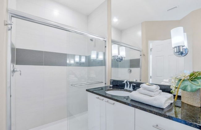 3 Bed Town Home With Splash Pool! 3 Bedroom Townhouse by RedAwning - Foto 24