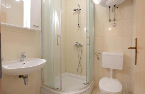 Apartments by the sea Igrane, Makarska - 6653 - Photo 26