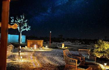 The Desert Shire Large HotTub,Large Pool,Stargazing Paradise - Foto 1