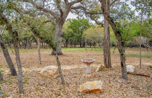 Serene Hill Country Home w/ Romantic Garden Escape - Foto 74