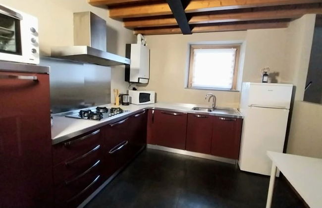 Apartment in Iseo With Swimming Pool - Photo 6