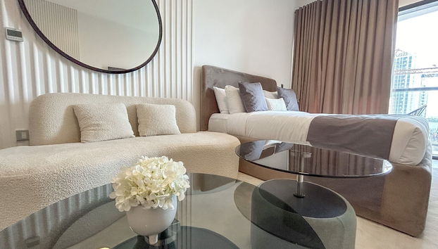 Coin salon dans le hall