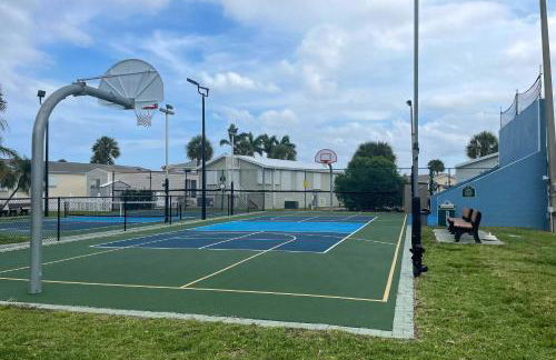 Jensen Beach Home with Private Beach Access! - Photo 27