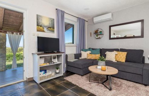 2 Bedroom Nice Home In Senj - Foto 18