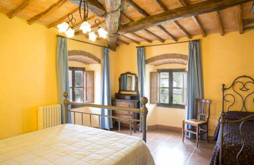 ISA-Farmhouse with swimming-pool in Chianti-area in the middle of Tuscan nature - Foto 21