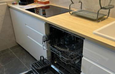 PARIS-MONTROUGE Magnifique Appartement 2 pièce de 56m2 - très cosy pour 1 à 6 personnes refait à neuf - ENTIRE APARTMENT LUXIRIOUS AND WARM - Montrouge Paris 14ème - Proche Aéroport Orly & Parc Expositions Porte de Versailles FREE WIFI GRATUIT - Foto 66