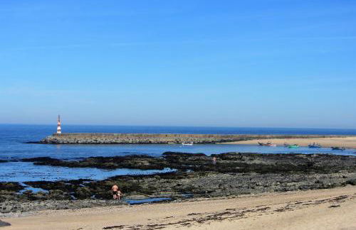 Casa do Remo Praia da Aguda - Foto 17