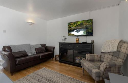 Springfield Deer View -No Commercial Sign written Vehicles,Private Hot Tub , 2 Dogs Max,Fishing Nearby & Communal Swimming Pool ,Pool open April to September - Foto 18