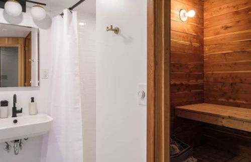 Chic Barn House with Pool - Foto 32