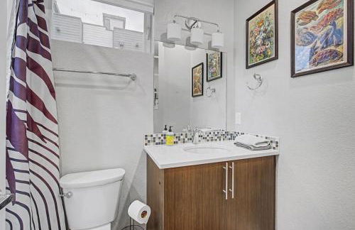 Spacious Denver Home with Private Rooftop Spa - Photo 44