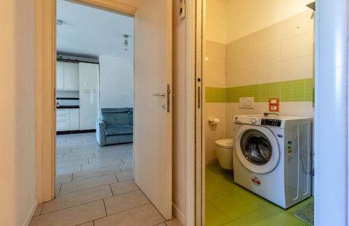 Airport Marco Polo -free park- - Photo 9