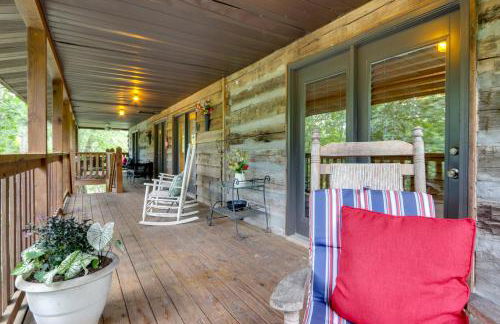 Riverfront Couples Retreat in Smoky Mountains! - Foto 15