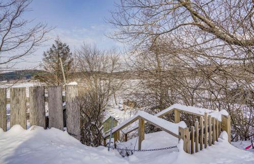 Lakefront Escape with Dock! Hudson Valley Home - Foto 22