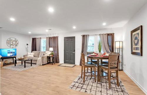 Retro Cumberland 2-Story Hangout near Six Flags - Foto 5