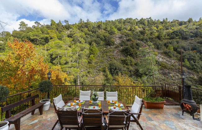 Troodos Riverside Cottage - Photo 2