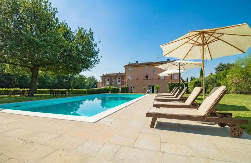 Villa With Private Pool In The Hills Near Lucca - Foto 1