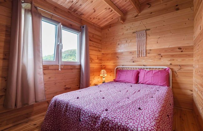 Secluded Chalet in Egliseneuve des Liards - Photo 2