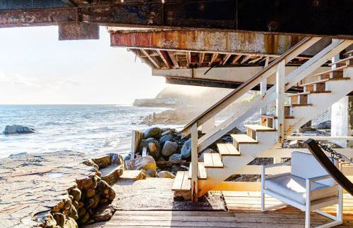 Malibu Beachfront Home with Rock Spa Ocean Views & Huge Deck - Foto 27