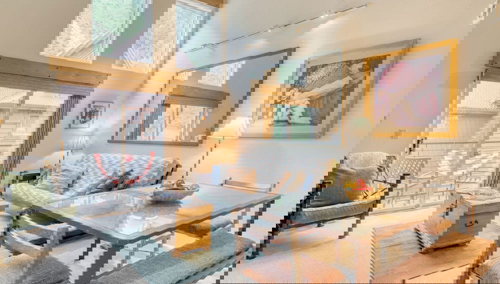 Double Diamond 23 by Avantstay Close to Town The Slopes - Foto 1, Habitación