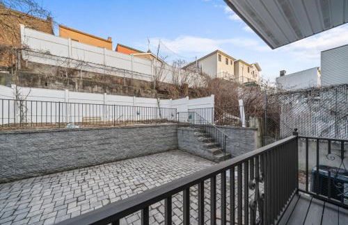 Skyline Haven Luxe NYC Escape - Foto 35