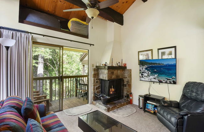 Enjoy Forest Views Retreat at Kingswood Village! - Photo 7