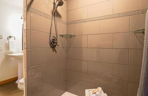 Waterfront Chalet - Foto 56