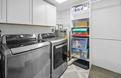 Sunny Vista by Rove Travel - Heated Pool & Firepit - Foto 26