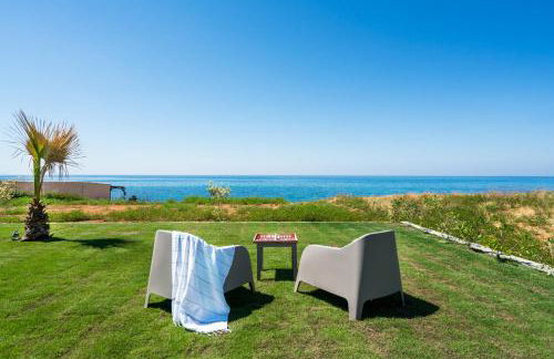 Beachfront Nymphes Aigli with Private Pool, Children Area & BBQ - Photo 16