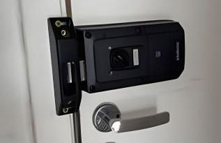 Apartamento completo, com vaga, varanda e piscina - Foto 7