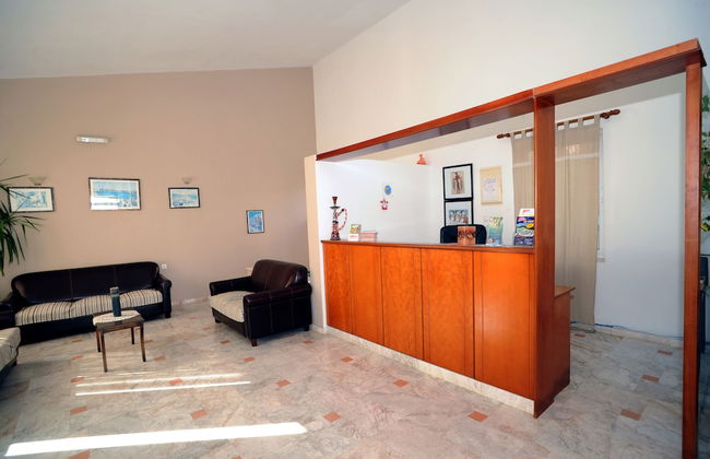 Evilion Hotel - Foto 3