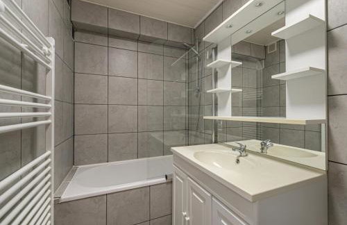 Appartement moderne avec balcon, wifi, accès pistes à Courchevel - FR-1-563-84 - Foto 7