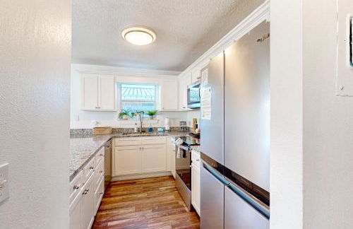 Gorgeous coastal dog-friendly home with plenty of space and close to everything - Foto 15