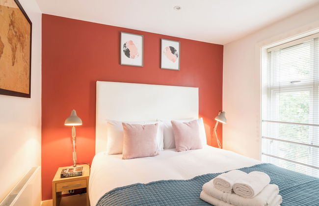 Fitzrovia by Viridian Apartments - Photo 14