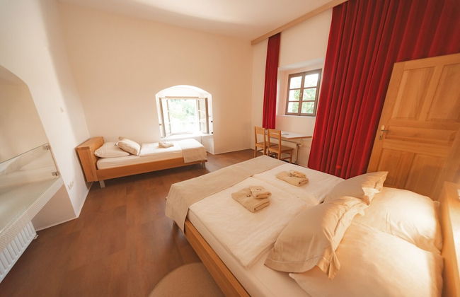 Rooms & Apartments Podsreda Castle - Foto 14