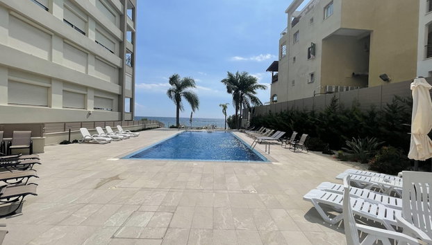 Hallmark Beach Apt by TrulyCyprus - Foto 2, Habitación