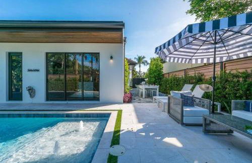 Flamingo Park Paradise: Luxury Poolside Haven - Foto 10