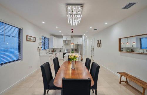 Modern New Construction Villa - Foto 22