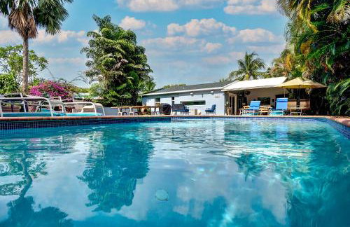 Breathtaking Pool Home and Backyard by Wilton Mnrs - Foto 26